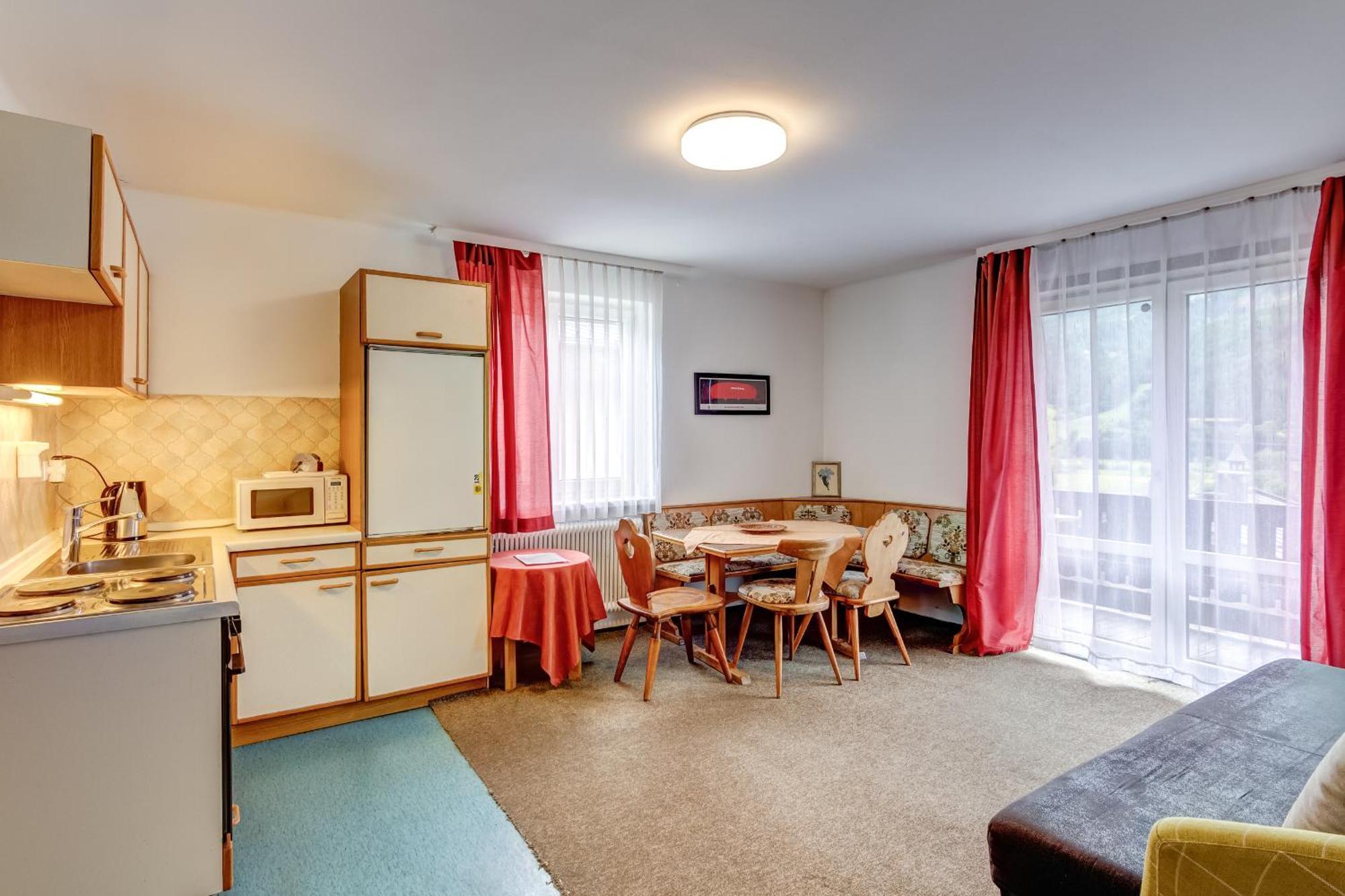 Ludwighaus Apartment Neukirchen am Großvenediger Exterior foto